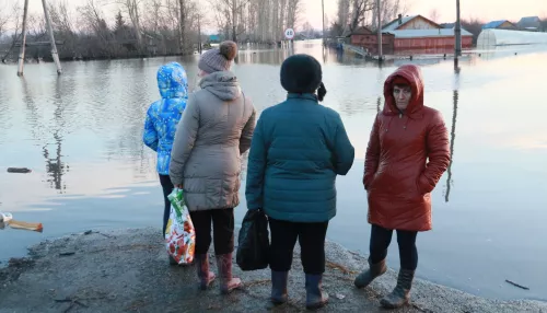 Оттаем и поплывем. Жителям Алтайского края грозит подтопление из-за наледи на реках