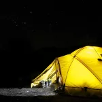 Трое сибиряков отравились угарным газом в палатке во время рыбалки
