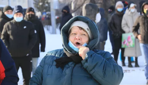 Участие в несогласованном митинге №2 в Барнауле приняло 250 человек. 85 задержали