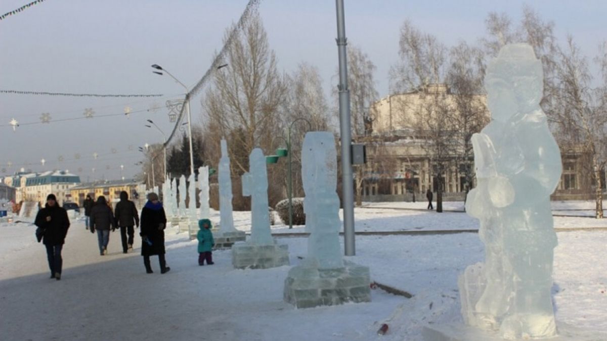 Площадь Сахарова