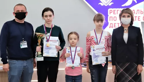 Шахматисты центра «Наследники Ползунова» представили Алтайский край на большом сибирском слете