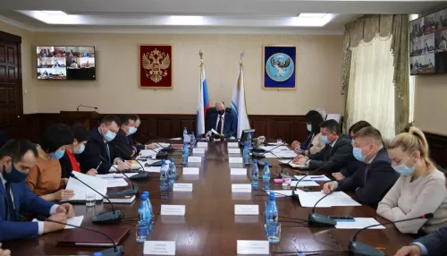 Глава Алтая раскритиковал членов республиканского кабмина за плохую реализацию нацпроектов