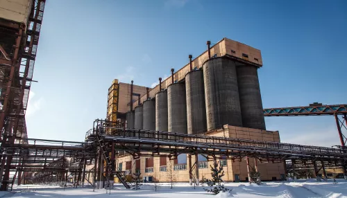 Алтайская инспекция труда начала расследование смерти рабочего на «Алтай-Коксе»