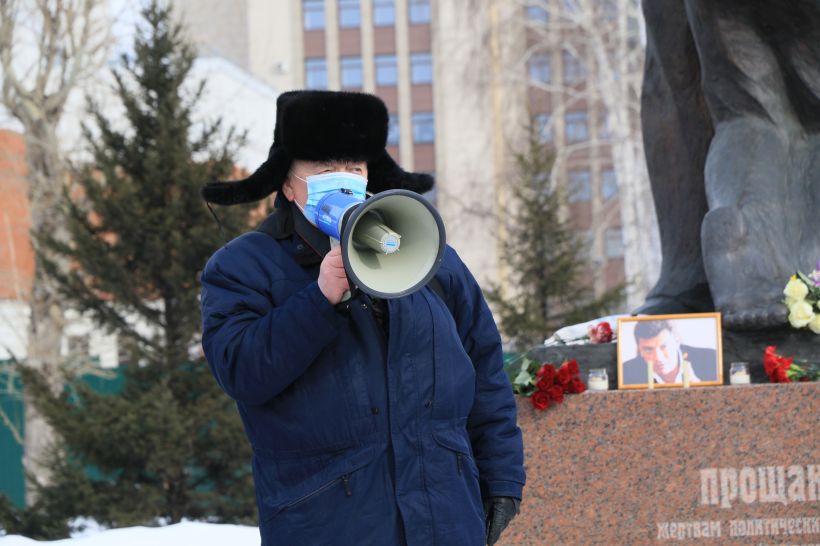 Константин Емешин. Акция памяти Бориса Немцова в Барнауле 28.02.2021 Фото:Олег Укладов