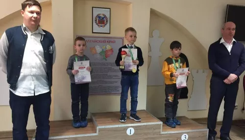Семилетний барнаулец из клуба «Наследники Ползунова» победил в первенстве по шахматам