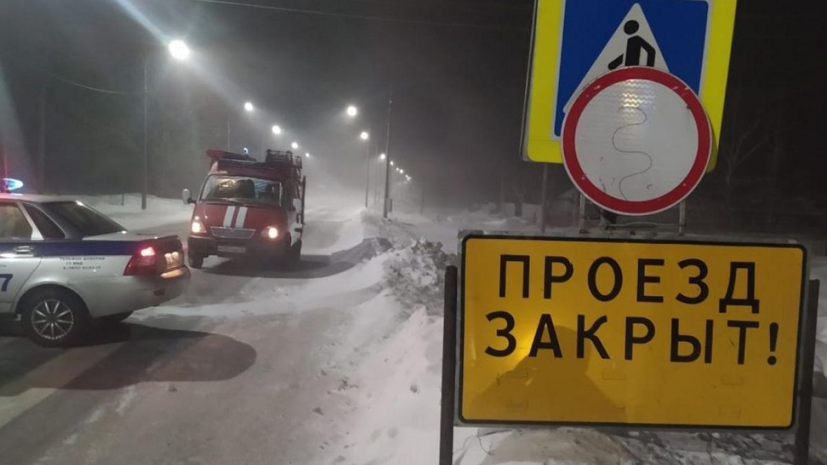 Снег на дорогах 