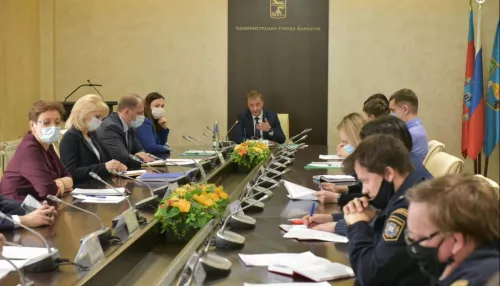 Глава Барнаула Франк поручил достроить проблемный жилой комплекс «Парковый»