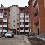 Более 1,3 тысячи жителей Алтайского края получат новое жилье взамен аварийному