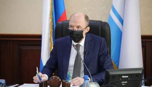 Глава Алтая Хорохордин поручил проверить всех крупных чиновников на коррупцию