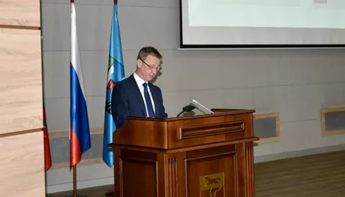 «Такую оптимизацию горожане не поймут». Мэр Барнаула Франк рассказал о решении транспортных проблем города