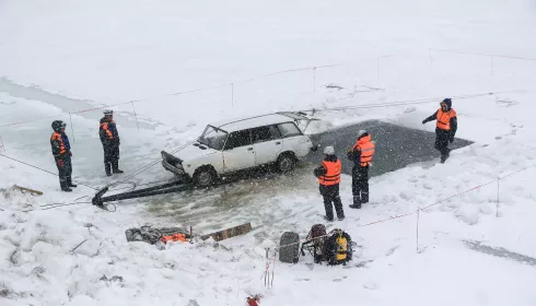 Водолазы, взрывчатка и тяжелая техника. Как Алтайский край готовится к паводку (фото)