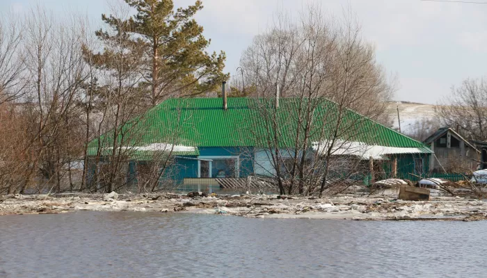 Более десяти городов и райцентров в Алтайском крае попали в зону риска наводнения