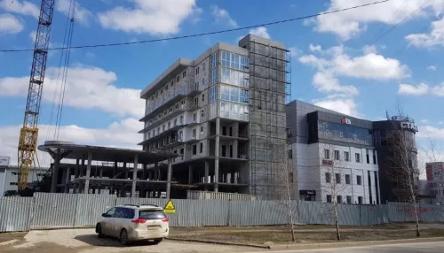 Застройщик барнаульской апарт-гостиницы договорился с кредитором и избежал банкротства