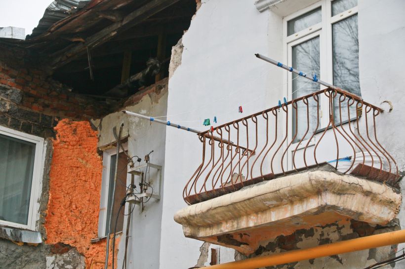 Аварийный дом в Барнауле Фото:Олег Укладов