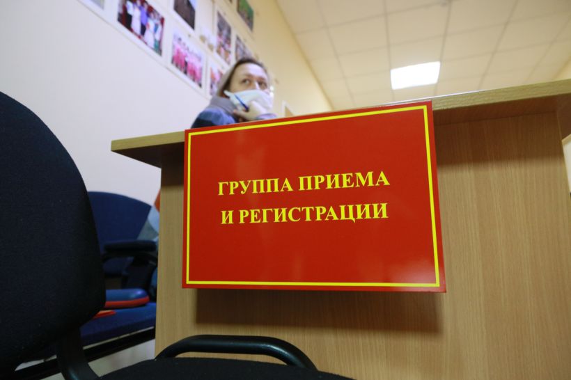 Пункт временного содержания жителей аварийного дома в Барнауле Фото:Олег Укладов
