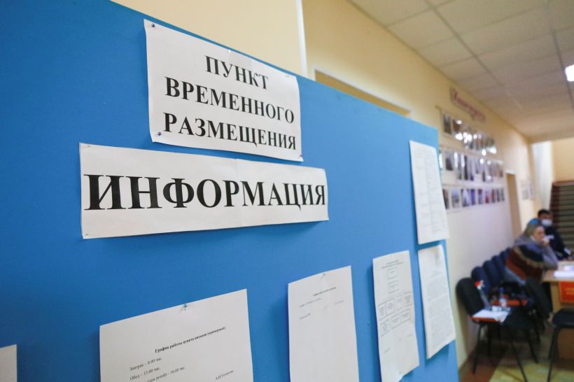 Пункт временного содержания жителей аварийного дома в Барнауле Фото:Олег Укладов
