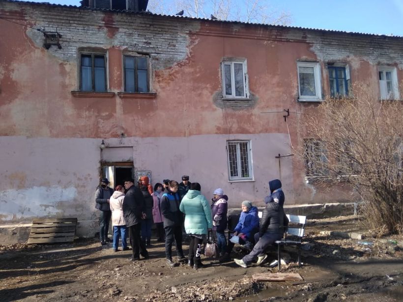 Аварийный дом на Советской Армии в Барнауле Фото:Олег Укладов