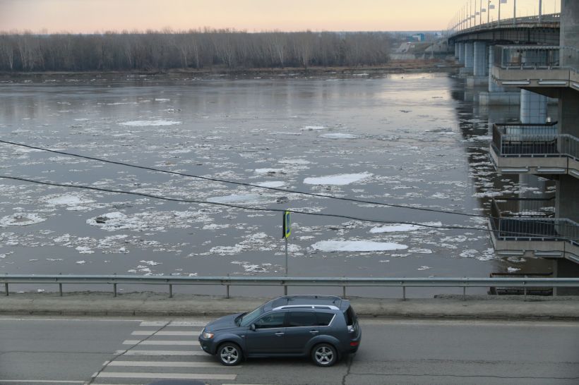 Ледоход на Оби в Барнауле в 2021 году Фото:Олег Укладов