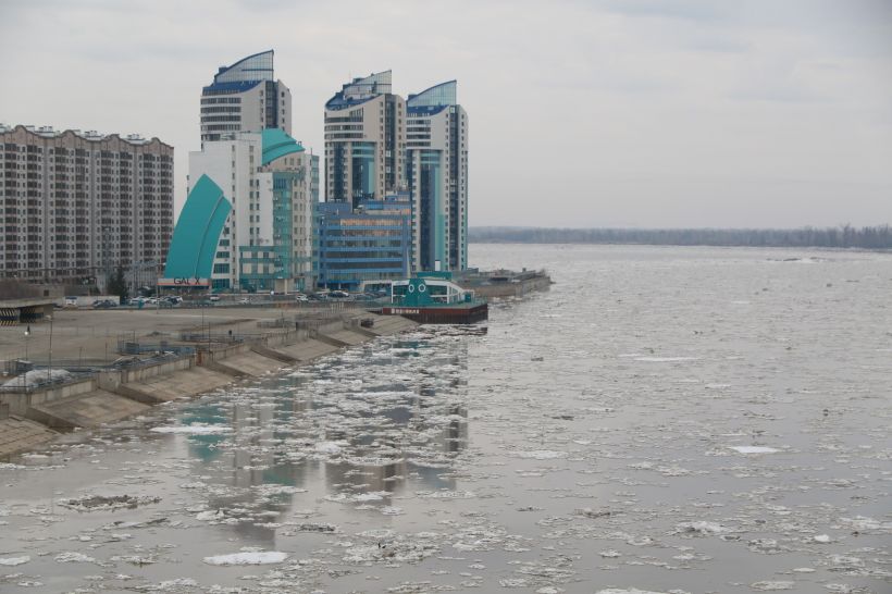 Ледоход на Оби в Барнауле в 2021 году Фото:Олег Укладов