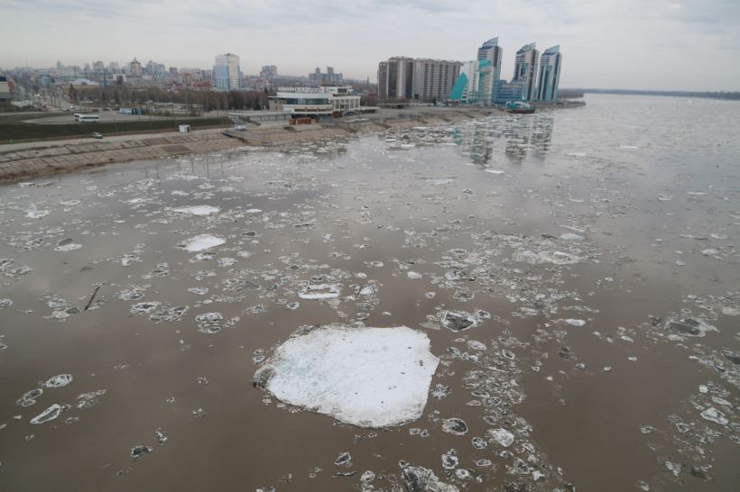 Ледоход на Оби в Барнауле в 2021 году Фото:Олег Укладов