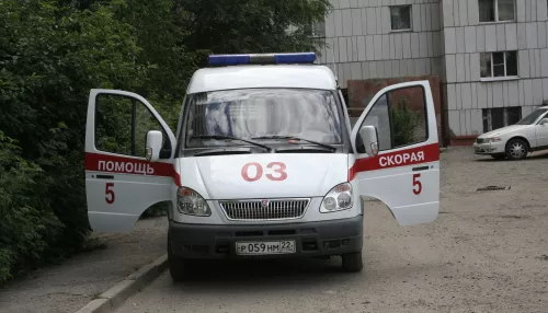Машина скорой помощи насмерть сбила семилетнюю девочку в Новосибирске