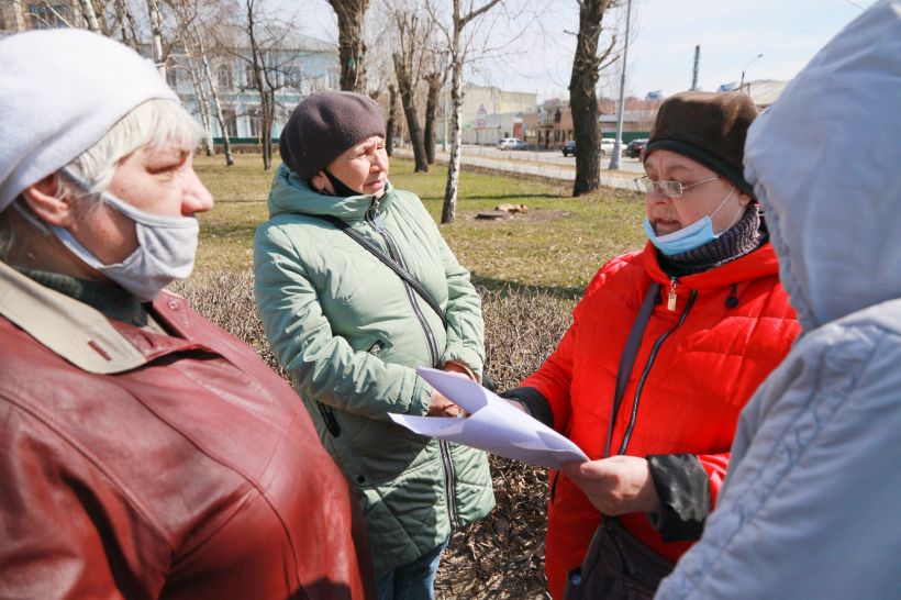 Митинг по поводу аварийного жилья в Барнауле 24.04.2021
 Фото:Олег Укладов