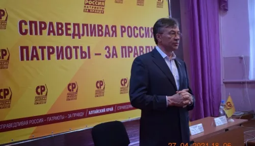 Рубки и пчелы. Жители Тюменцево обратились к депутату Госдумы Терентьеву со своими проблемами