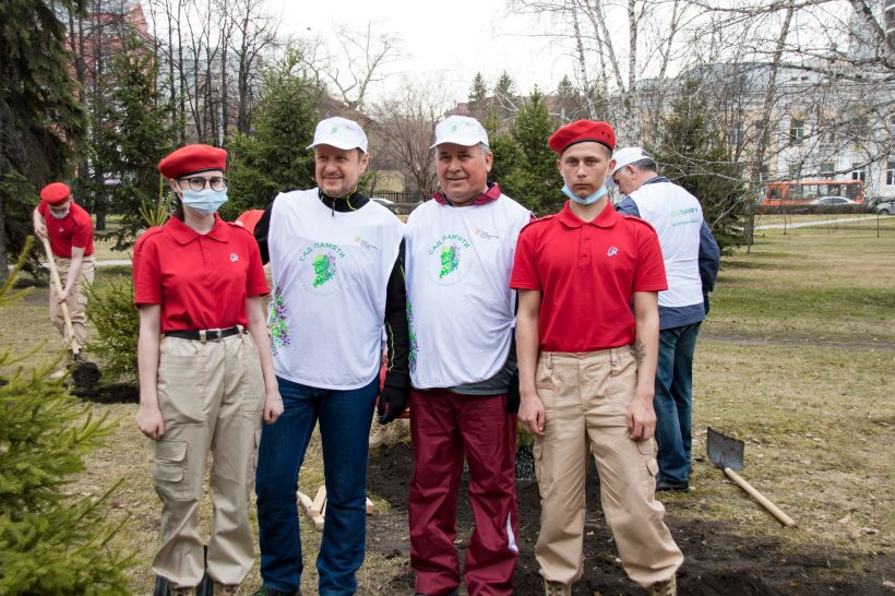 Акция «Сад памяти» в 2021 году в Барнауле Фото:Виталий Барабаш
