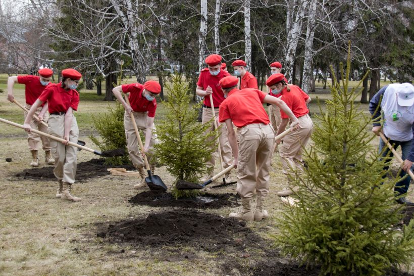 Акция «Сад памяти» в 2021 году в Барнауле Фото:Виталий Барабаш