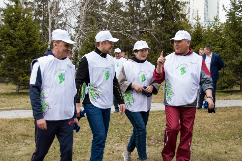 Акция «Сад памяти» в 2021 году в Барнауле Фото:Виталий Барабаш