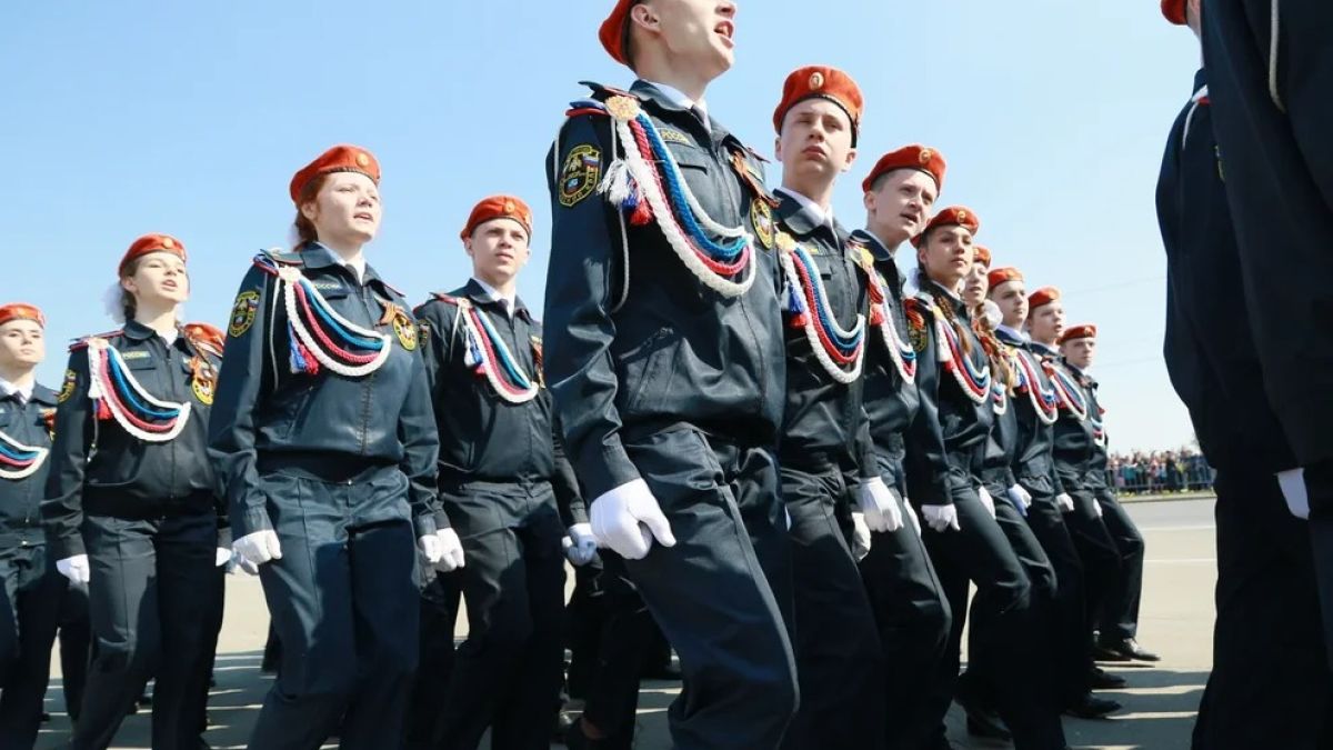 Парад Победы 9 мая в Барнауле