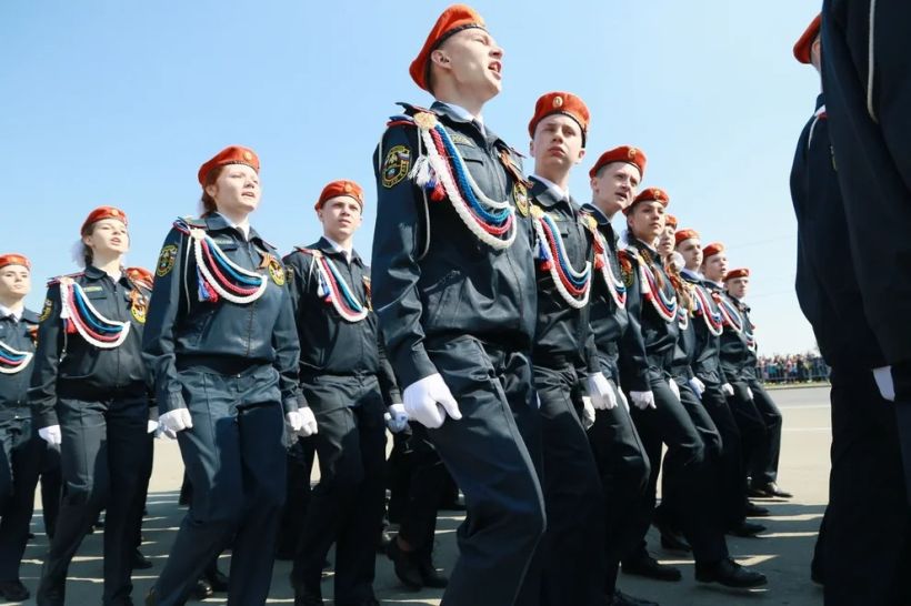 Парад Победы 9 мая в Барнауле Фото:Олег Укладов