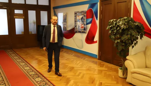 Алтайский сенатор заявил, что российским пчеловодам нужно выйти из тени