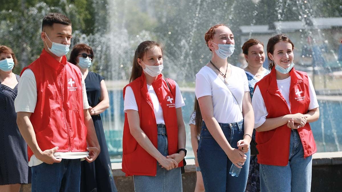 Волонтеры-медики