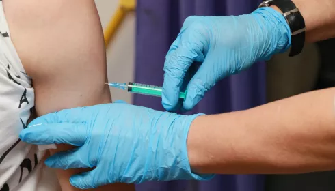Антиковидная вакцина для детей «Спутник М» поступила в Алтайский край