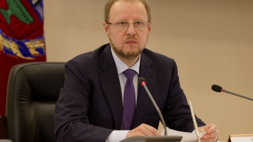 Виктор Томенко