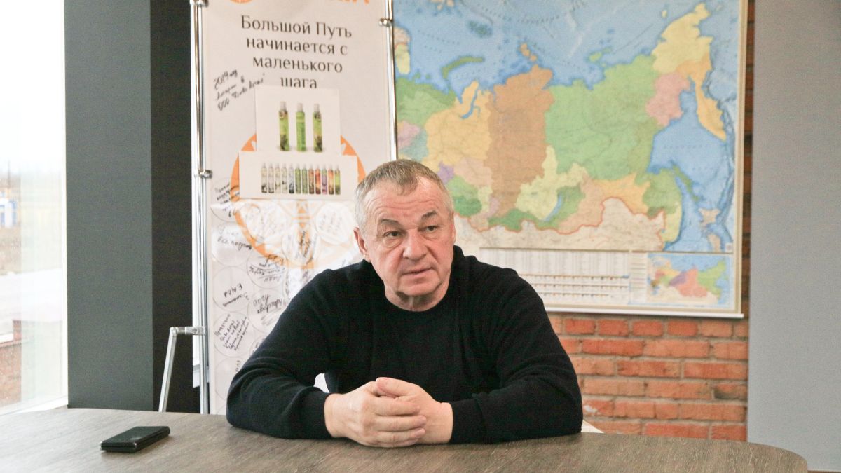 Владимир Попов