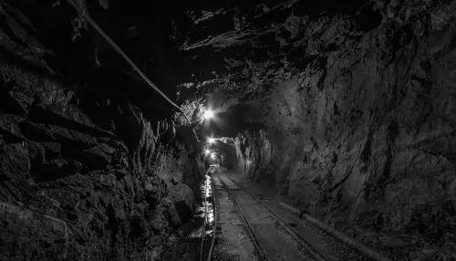 На кузбасской шахте Талдинская-Западная-1 произошло обрушение породы