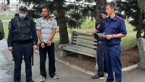 Похитителя бийской школьницы обвинили еще и по «сексуальной» статье