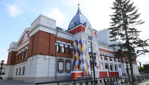 Алтайские школьники и студенты потратили по «Пушкинской карте» 5,7 млн рублей