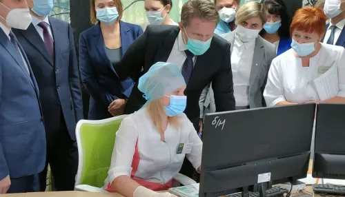 Министр здравоохранения РФ Мурашко приехал в Алтайский край