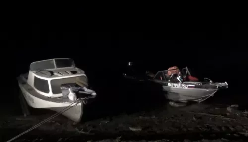 Авария на воде. Мужчина погиб при столкновении моторных лодок на Оби в Барнауле