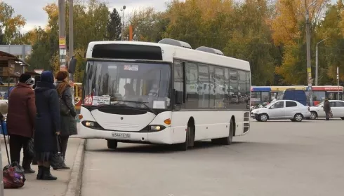 Не новые, но хорошие. 10 больших автобусов с кондиционерами появились в Барнауле
