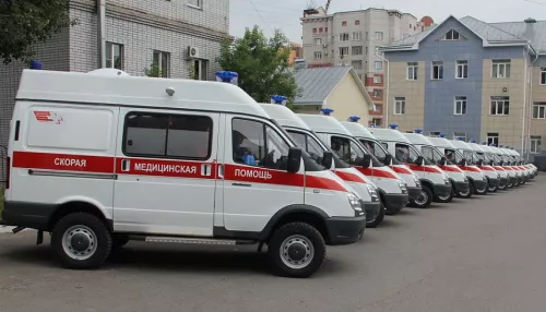 Барнаульская скорая помощь обзаведется десятью машинами за 50 млн рублей