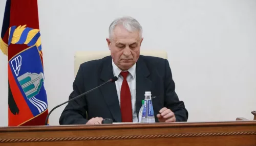 Вице-спикера АКЗС задержали по делу о мошенничестве. Видео