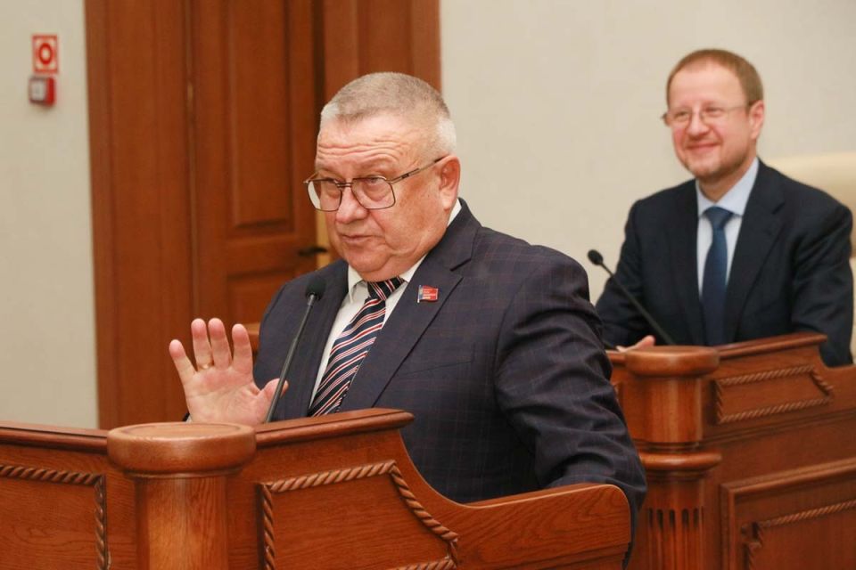 Первая сессия АКЗС восьмого созыва. 7 октября 2021 года. Сергей Писарев и Виктор Томенко