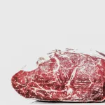 В Алтайском крае все-таки запретили продавать мясо забитого в домашних условиях скота