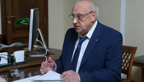 Депутаты Новоалтайска приняли отставку мэра города Сергея Еремеева