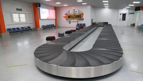 Соцсети: пассажиры рейса Нячанг — Барнаул несколько дней не могут получить свой багаж