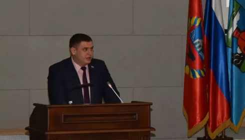 Депутаты единогласно приняли отставку главы Первомайского района Александра Иванова